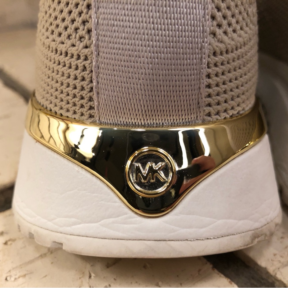 🤑PRICE DROP🤑  Michael Michael Kors Bodie Slip On Sneakers - Picture 5 of 11